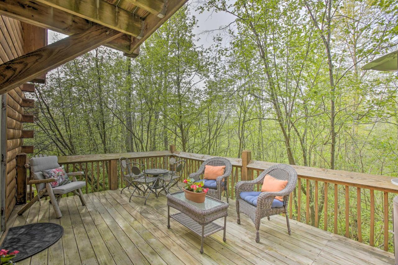 Resort Cabin With Fire Pit Golf, Hike And Play! Rothbury Kültér fotó